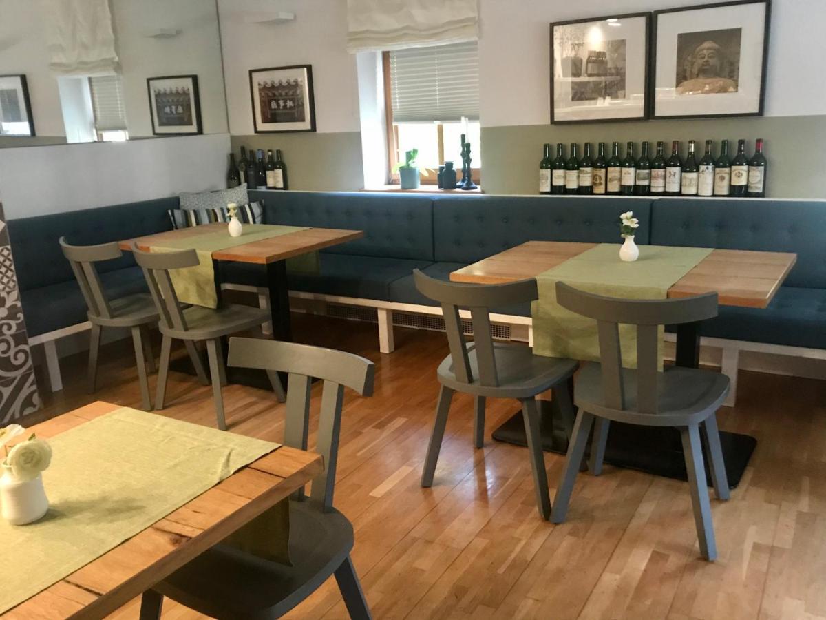 Weingut & Gastezimmer Edelmann Goettlesbrunn Экстерьер фото